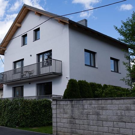 Residence Black&White Ljubljana Extérieur photo
