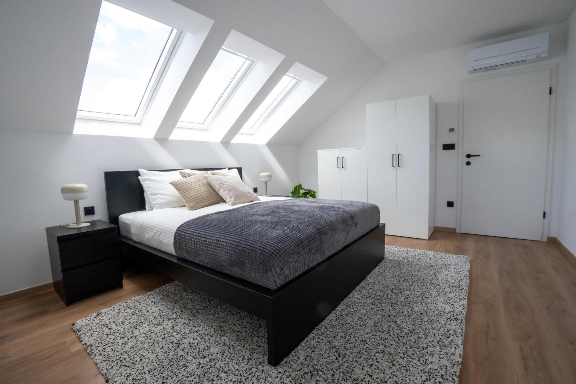 Residence Black&White Ljubljana Extérieur photo
